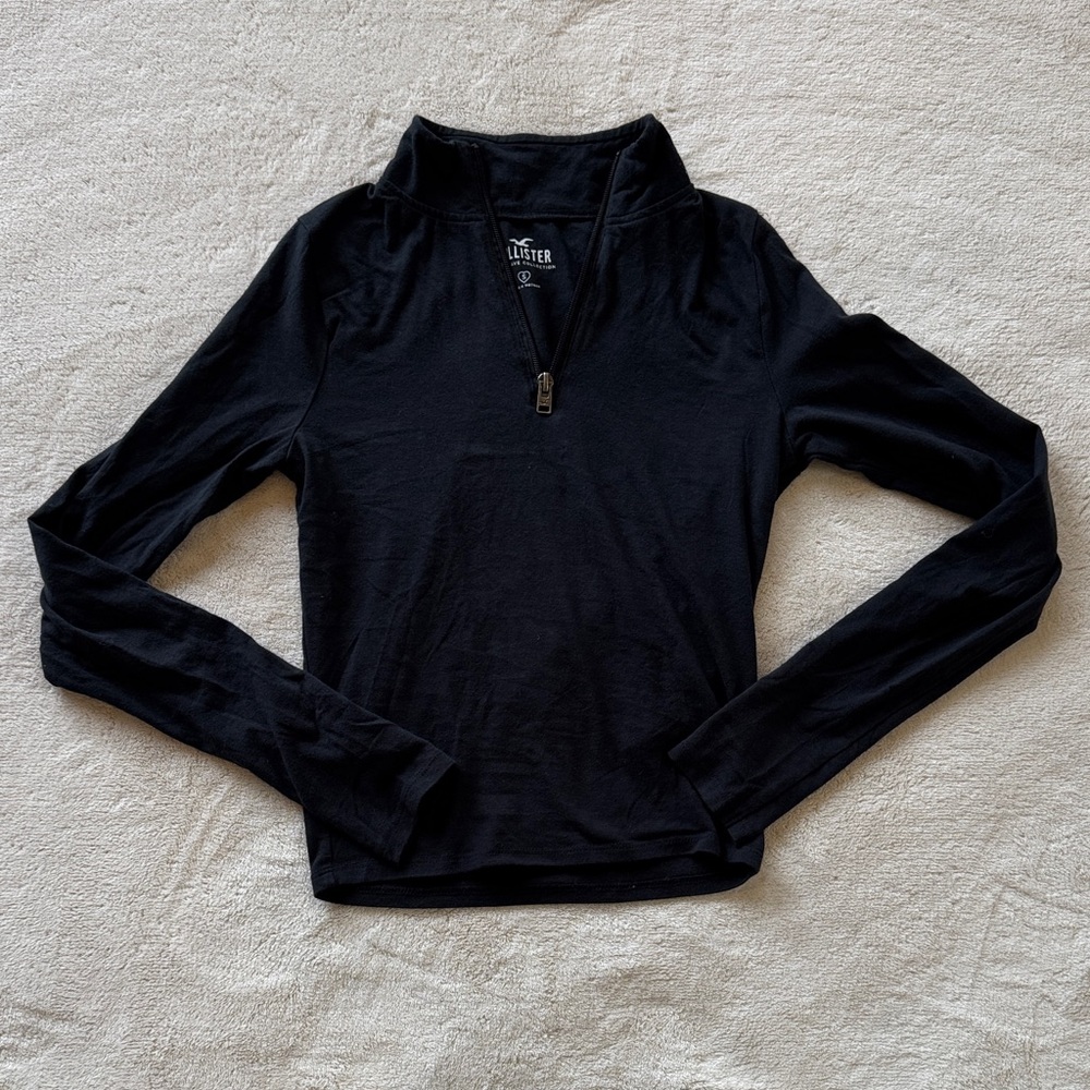 Hollister Black Long Sleeve Quarter-Zip Tee